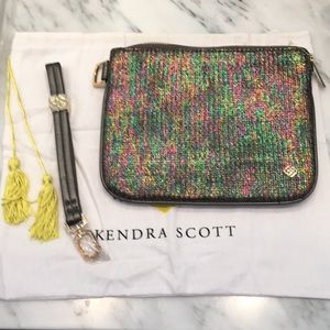 GREAT DEAL! Kendra Scott Getaway Collection wristlet bag